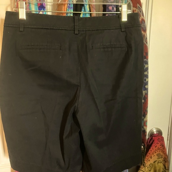 Talbots black chino Bermuda shorts - Picture 4 of 4